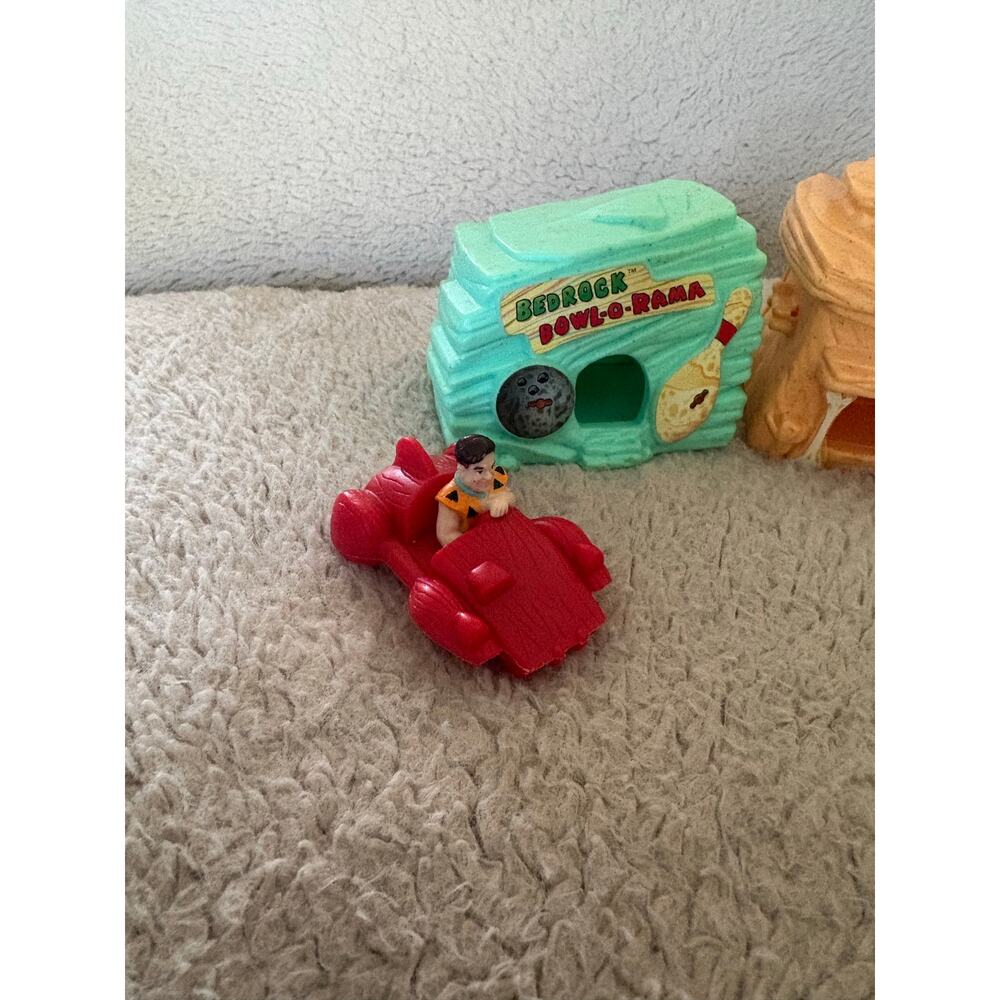Vintage 1993 McDonalds Flinstones The Movie Fred Wilma Car House Set of 2 - Picture 2 of 8